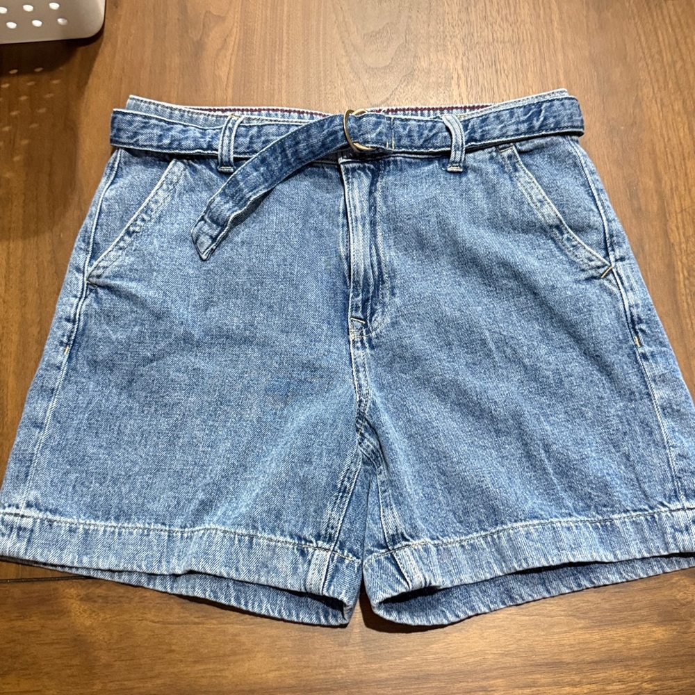 Tommy Hilfiger Blue Denim belted Shorts- size 8
